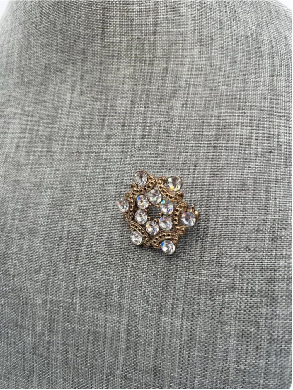 Vintage Brooch Gold Tone Hexagonal Floral Rhinestone Pin